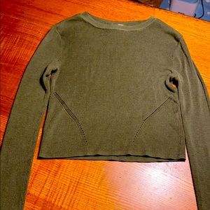 H&M long-sleeve crop top